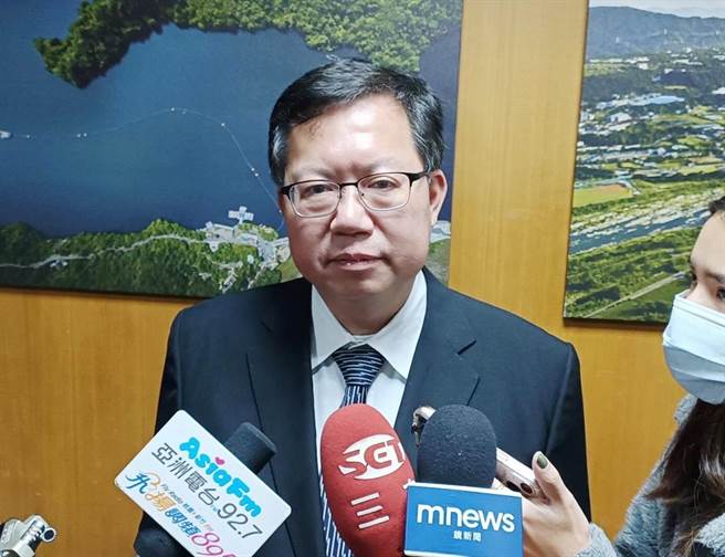 张善政今公布小内阁名单，桃园市长郑文灿表示，盼能带领桃园继续发展、进步，给予新团队最大的祝福。（陈梦茹摄）