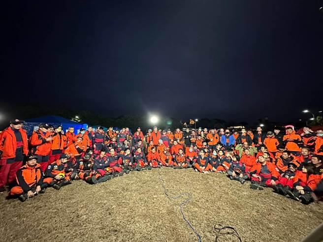 新北市消防局办理36小时不间断救援演练。（新北市消防局提供）