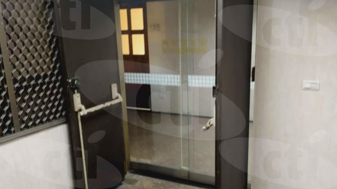 田山盛國指出上到北檢頂樓沿路沒門禁。（圖／田山盛國提供）