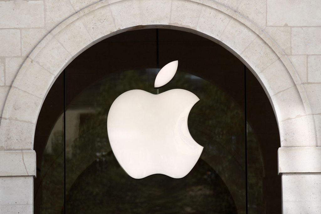 法国巴黎商业法院认为苹果公司对应用程式开发商施加不公平的商业条款，今天对苹果罚款100万欧元。（图／路透社）(photo:ChinaTimes)
