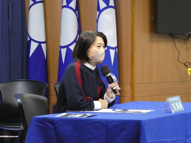 民進黨九合一選舉大敗，國民黨文傳會副主委王鴻薇上午表示，民進黨敗選後有沒有反省的指標之一就是行政院長蘇貞昌，看到蘇現在還安坐在閣揆大位，就代表民進黨沒有改革與反省。（周志豪攝）