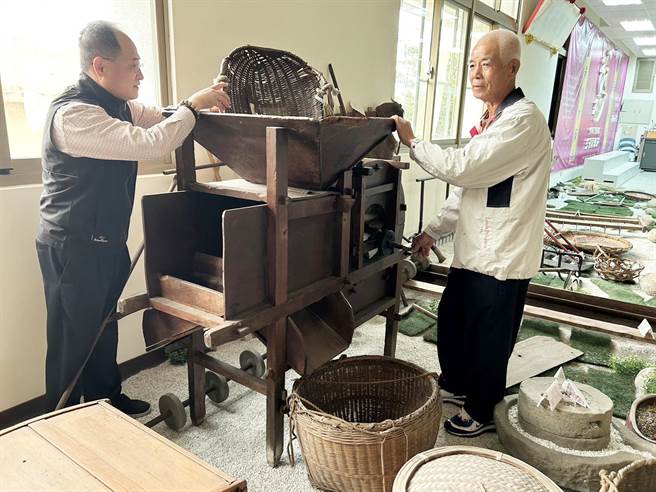 台中市大安區農會今年創會百周年，從早期蓽路藍縷的艱辛歲月，邁向目前的精緻化農會，並積極研發推廣發展「安農五寶」。（大安區農會提供）