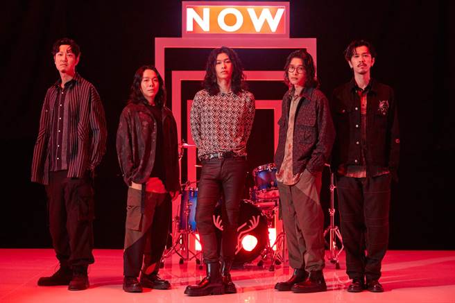 麋先生在演唱会前惊喜释出10周年纪念单曲〈倒数三万天〉。（相信音乐提供）