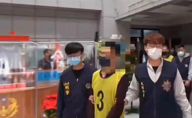 警方逮捕涉嫌拘禁被害人讨债的嫌犯共5人。（翻摄画面）