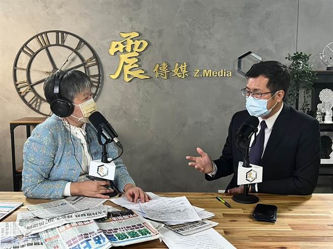 英系民进党立委罗致政在网路节目《新闻不芹菜》受访时提到民进党惨败原因。（震传媒提供／游念育台北传真）