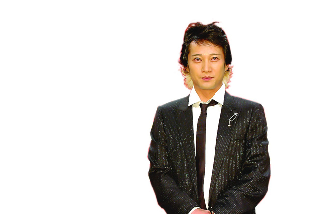 中居正广被爆罹癌，现在正在养病。（图／中时资料照）