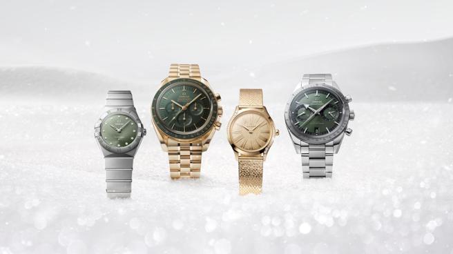 欧米茄耶诞节主打金色与绿色色系的腕表，星座女表12万1000元（左起）、超霸登月表124万1000元、Mini Tresor女表73万5000元、超霸57腕表28万3000元。（OMEGA提供）