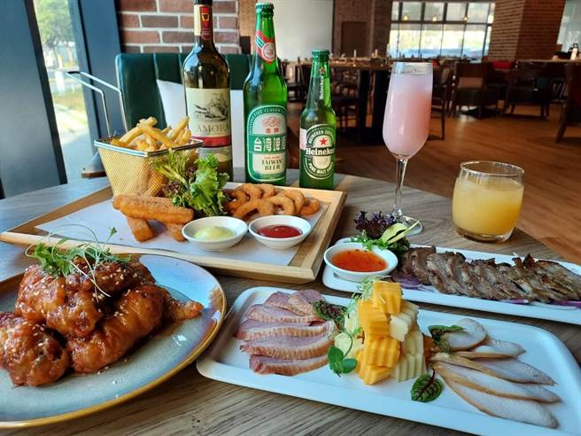 今年想来个不一样的圣诞节吗？震大金郁金香酒店将推出令人期待的欧洲耶诞海陆美食之恋，及跨年狂欢派对特制烤火鸡。（震大金郁金香酒店提供）