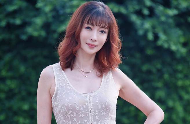 51岁艺人温翠苹过去曾谈过多次异国恋情。(图/中时资料照)