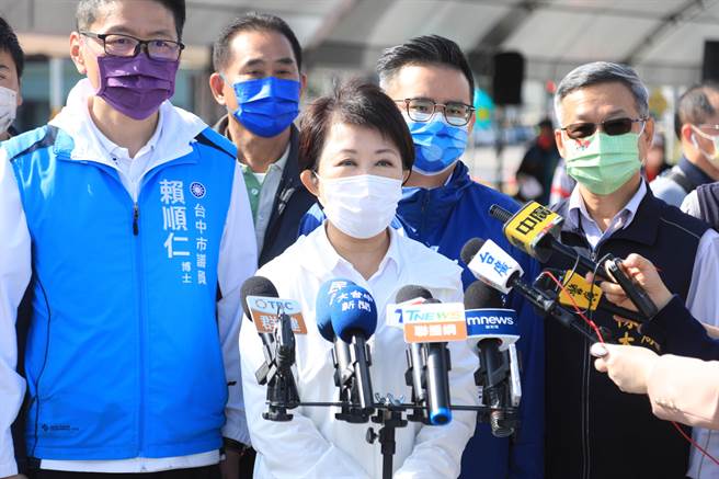 台中市府小內閣名單仍尚未公布，台中市長盧秀燕表示，行政團隊目前籌組得差不多，快的話，大概這一兩天就會宣布。（馮惠宜攝）