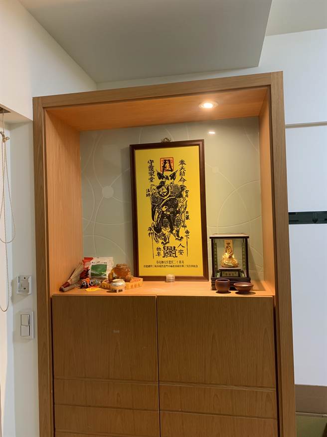 彰化縣警察局破獲涉嫌以「靈骨塔買賣、投資」名義詐騙民眾，導致投資人血本無歸，彰化縣警察局刑事警察大隊於日前循線逮捕詐騙集團成員5人。（彰化縣警察局提供／吳敏菁彰化傳真）