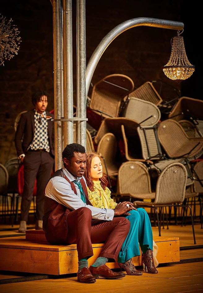 由国际知名导演提亚戈．罗提吉斯导演的《樱桃园》剧照。（台中国家歌剧院提供／陈淑芬台中传真）