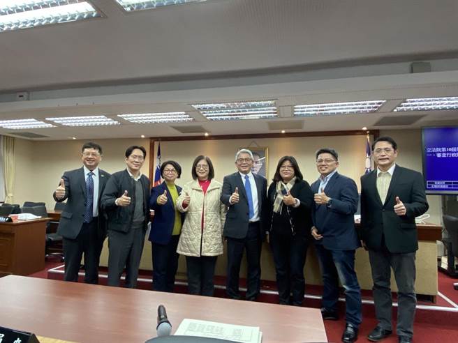 立法院内政委员会今天初审通过《平均地权条例部分条文》修正草案。（江永昌办公室提供／游念育台北传真）