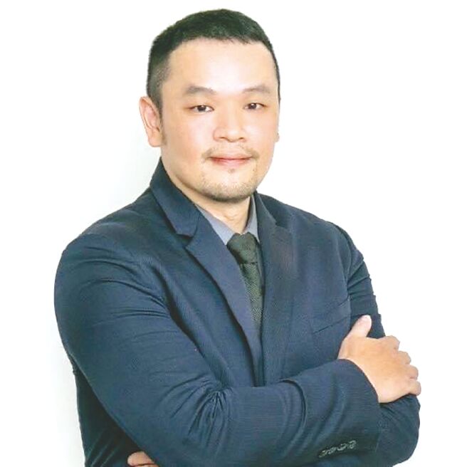 安东尼福新国际教育训练学院创办人秦福新。图／安东尼福新国际教育训练学院提供