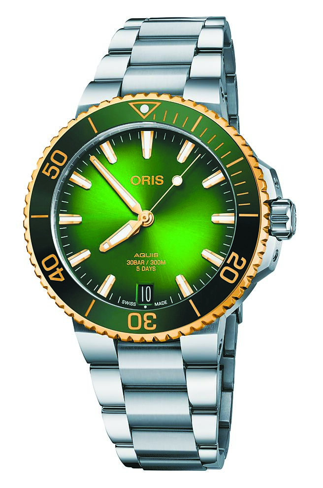 ORIS Aquis Cal.400日期腕表，12万3000元。（ORIS提供）
