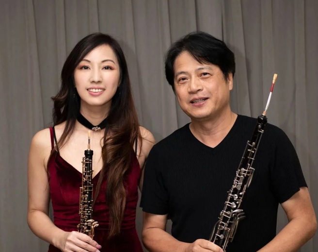 有最美邻长之称的陈姿吟（左）于北市大安区开设珠宝店，今年8月时店面大门被珠宝大盗破坏。（BellaCouture提供）