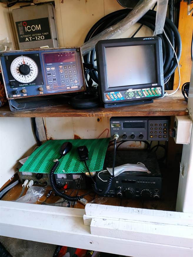 此拍卖渔船于1995年间建造，有雷达的卫星导航、海图机、无线电机、发电机、引擎等。（宜兰分署提供／吴佩蓉宜兰传真）