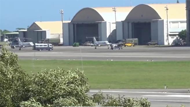 花莲空军基地遭男子潜入，因当天军方拦截待命，男子动机为何？仍在查办中。（王志伟翻摄）