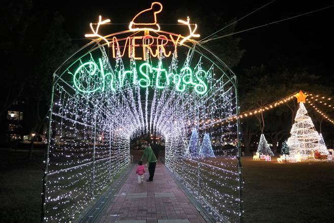 員林公所24日將在員林公園耶誕夜當天舉辦「員林平安YA!聖誕節晚會暨踩街活動」。