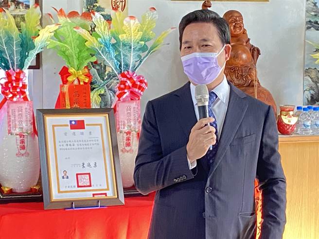 25日将上任的陈福海表示，就职后将会立即启动专案办公室，受理乡亲订位并同步申请专案復航。（图／陈福海服务处提供）