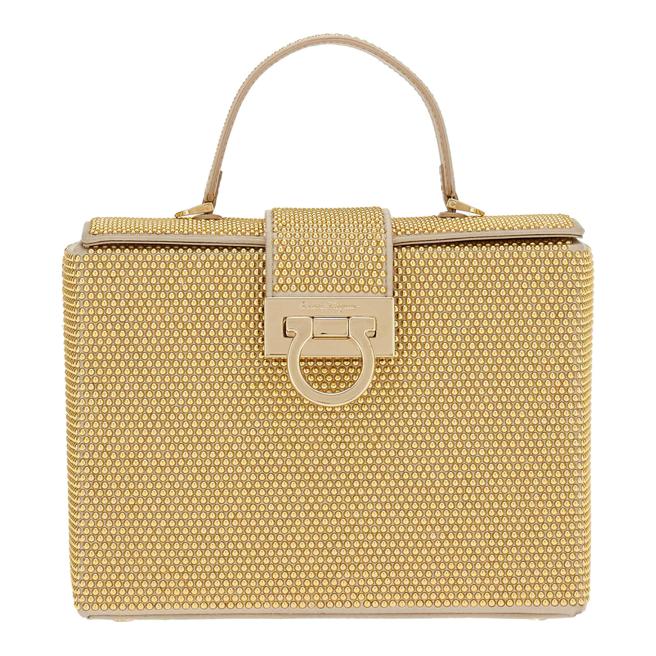 FERRAGAMO 金色水晶镶嵌TRIFOLIO BOX手提包，8万7900元。（FERRAGAMO提供）