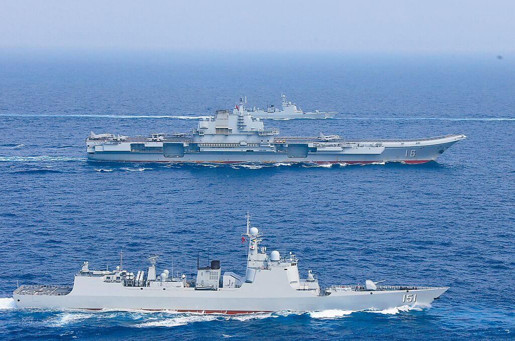 圖 遼寧號戰鬥群演習 模擬攻擊琉球群島