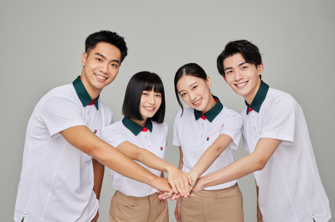 信義房屋立業宗旨一向秉持「賺取適當利潤」而非「最大利潤」，企業經營的核心理念，落實在信義人的言行中。（圖/信義房屋提供）