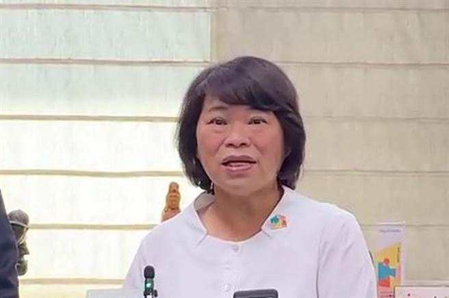 嘉义市长黄敏惠表示，民主圣地不分蓝绿，但要有是非。（廖素慧摄）