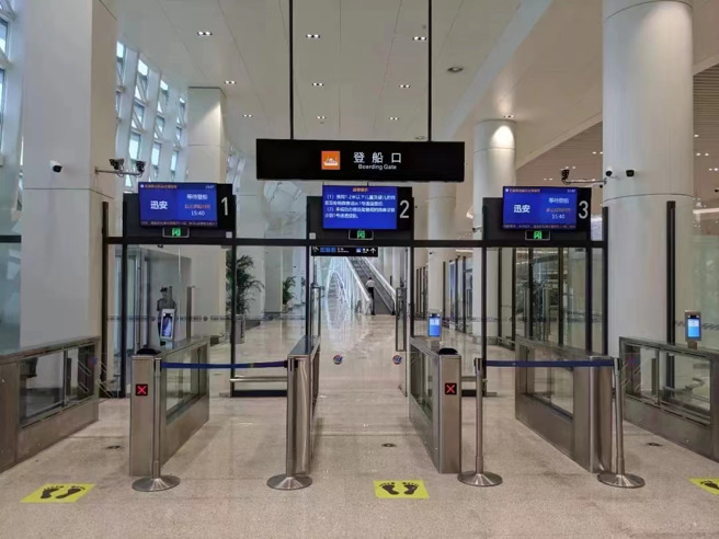 五通客运码头登轮口设备和系统先进，环境整洁优美。(照片/厦门台商协会提供)