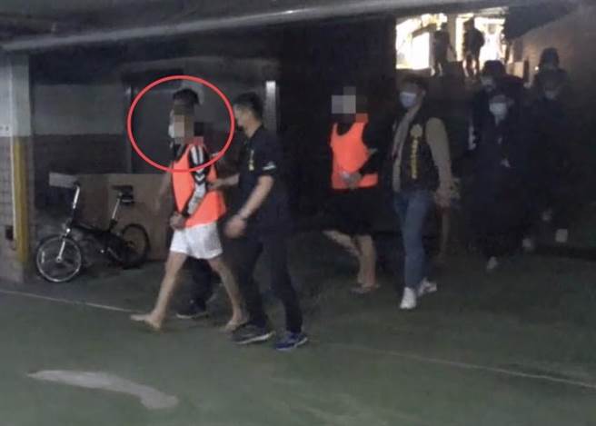 高雄警方將蔡男(紅圈)等7人逮捕，全案依妨害自由、詐欺、《組織犯罪防制條例》、《毒品危害防制條例》等罪嫌，移送法辦。（翻攝照片／崔正綱高雄傳真）