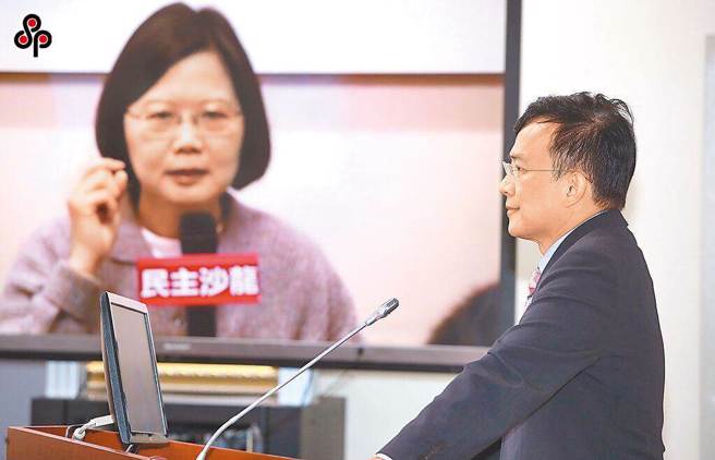 彭文正律师拍桌痛骂「混蛋」惨了，台北地院要告了。（本报资料照片）