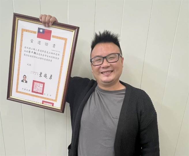 民眾党南投县党部主委简千翔，是民眾党唯一一席，将投给自己。（简千翔提供／杨静茹南投传真）