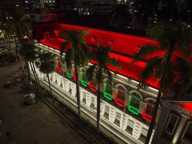 台中州厅主体建筑已修復完成，自24日耶诞夜起，一连8天推出耶诞光之飨宴。（台中市文化局提供／陈淑芬台中传真）