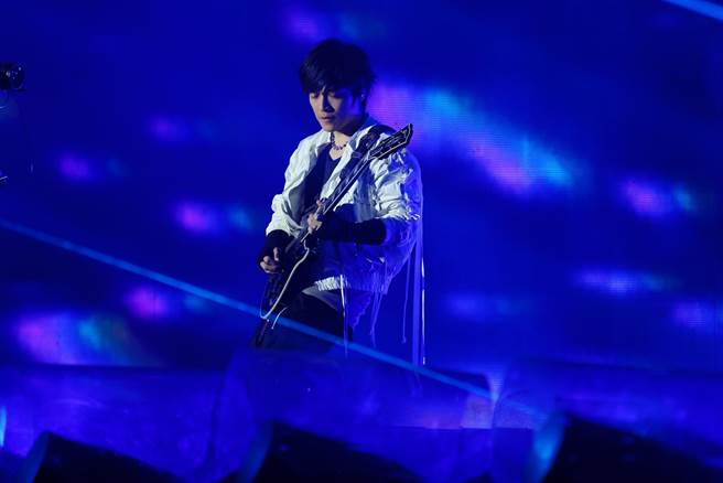 吉他手怪兽。（相信音乐提供）