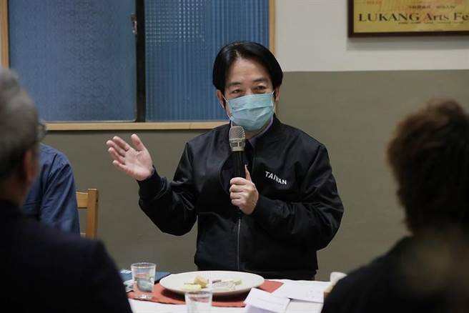 赖清德说，适合做梦、恋爱、结婚的城市是鹿港。总统府提供