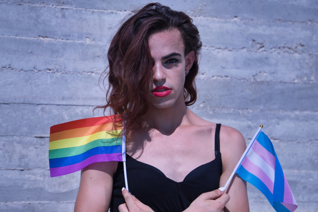 蘇格蘭議會以86票贊成、39票反對的表決結果，取消了個人進行變性手術前，必須提供患有性別焦慮症的醫學診斷證明規定。
(示意圖／shutterstock)