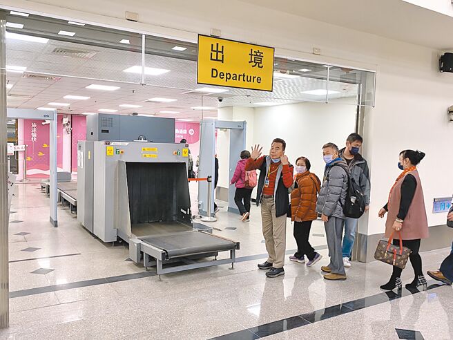 行政院昨日拍板定案重啟小三通，採專案申請方式由金馬兩地民眾先行。圖為金門水頭碼頭（于家麒攝）