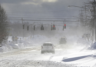 史詩級冬季風暴猛襲 全美已13死150萬人無電可用