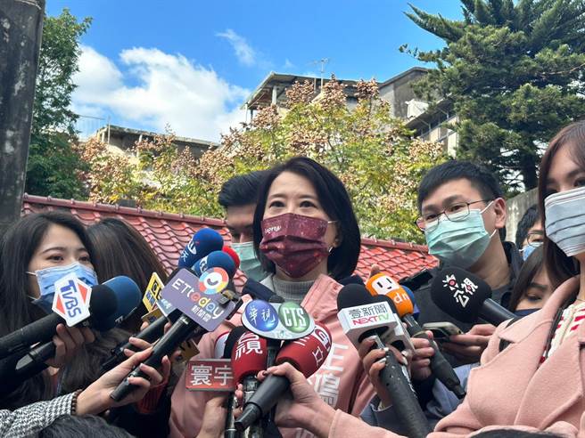 王鴻薇強調，林奕華已經非常負責任地把後續相關的安排，都跟選民來做報告。（李奇叡攝）