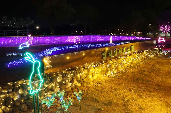 云林溪水岸艺术公园的主题是花兔物语。（云林县政府提供）