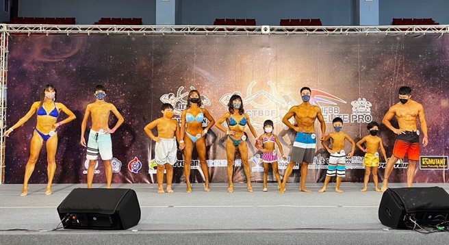 第3屆健身先生與比基尼小姐全國錦標賽增設家庭組。（中華民國健美健身協會副秘書長陳緯哲提供）