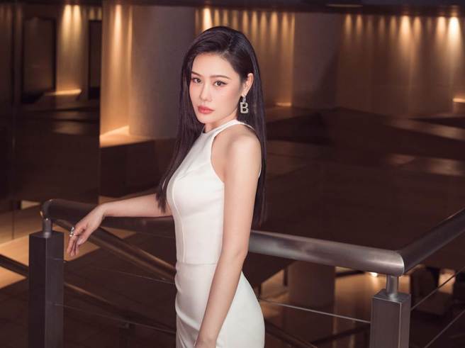 38岁大陆女歌手袁娅维。（图／取自中时资料库）