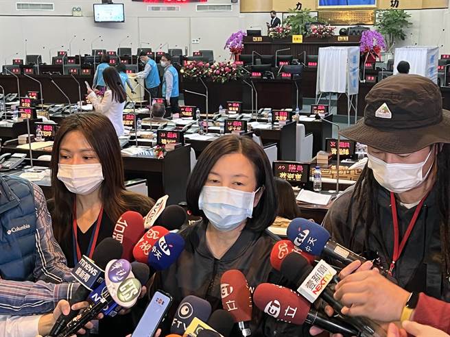 民進黨台南市議長參選人邱莉莉勝出當選。（洪榮志攝）