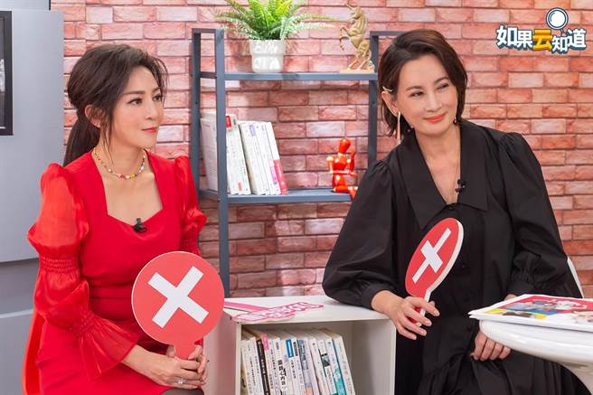 王彩樺（左）、陳亞蘭一同上節目宣傳新劇《加油喜事》。（TVBS提供）