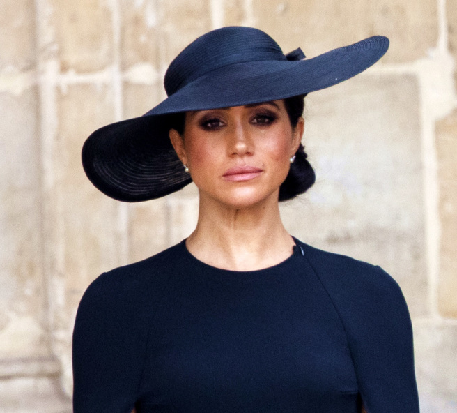 英国《太阳报》（The Sun）日前刊出英国名嘴、专栏作家克拉克森（Jeremy Clarkson）针对梅根的仇恨评论，引发争议，《太阳报》撤文道歉后，哈利与梅根并不领情，指控《太阳报》未亲自联繫本人道歉，炮轰是「公关噱头」。（资料照／TPG、达志影像）