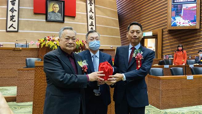 選舉結果由國民黨新科議員、上屆議長張建榮之子張勝德以23票高票當選，為宜縣首例父子傳承議長職位的創舉。（吳佩蓉攝）