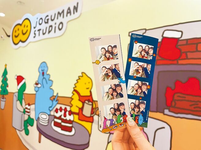 新光三越台北站前店「K-FEVER魅力韓國盛典」，有JOGUMAN恐龍拍貼機。（新光三越提供）
