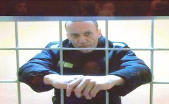 俄異議領袖納瓦尼遭囚 稱當局利用監獄荼毒健康