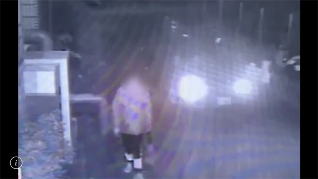 屏东两名女子返家途中，遇到一名男子持刀闯电梯抢劫，造成其中一名女子轻伤，目前警方已经锁定对象追缉。（警方提供／谢佳潾屏东传真）