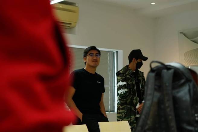 台北海大国和长林威克盛讚刘亮佐很会打造戏剧乐园，常弄得学生很乐。(台北海大提供)